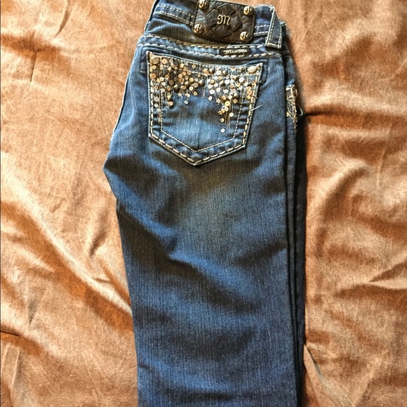 Sold on M:) - Picture 2 of 3